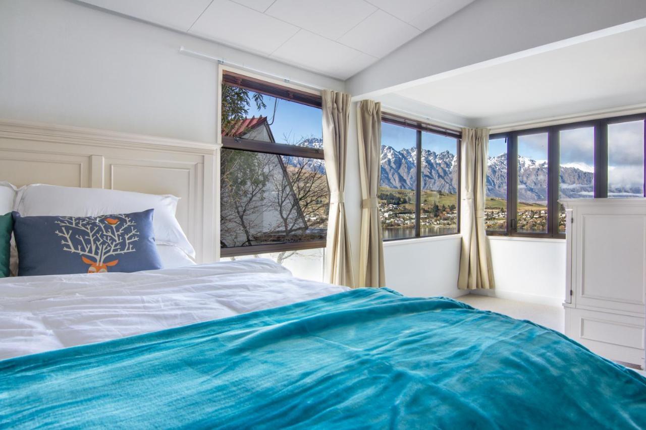 Earnslaw Villa With Lake View Queenstown Eksteriør bilde